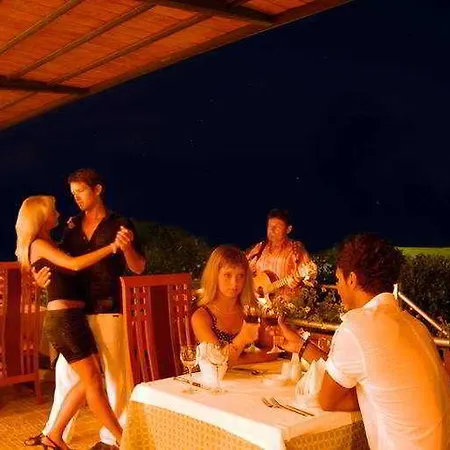 Club Paradiso 5*