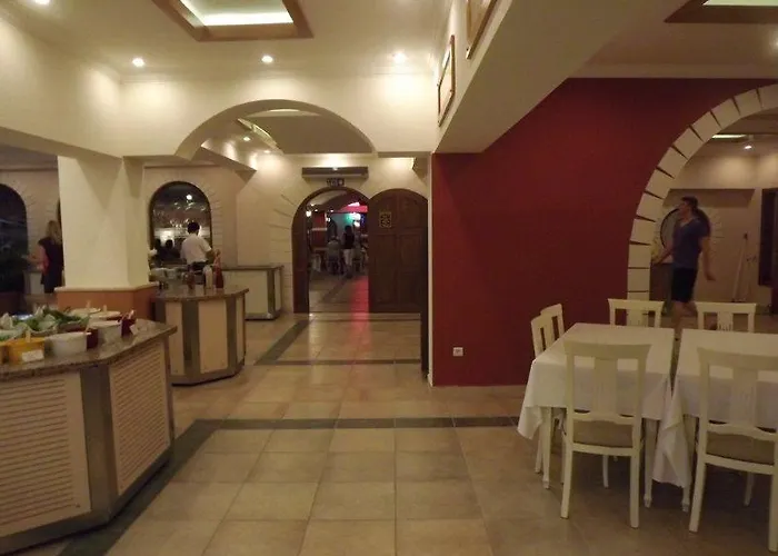 Готель Club Paradiso Аланія