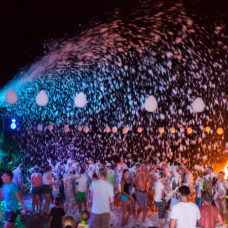 Club Paradiso 호텔