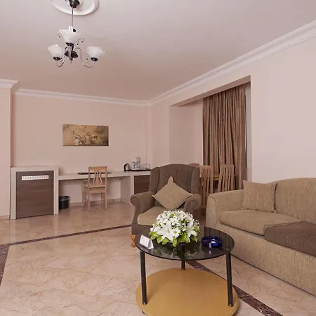 Готель Club Paradiso 5*